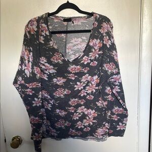 Urban Outfitters Out from Under Floral V-Neck Sweater top. Medium. Nice
